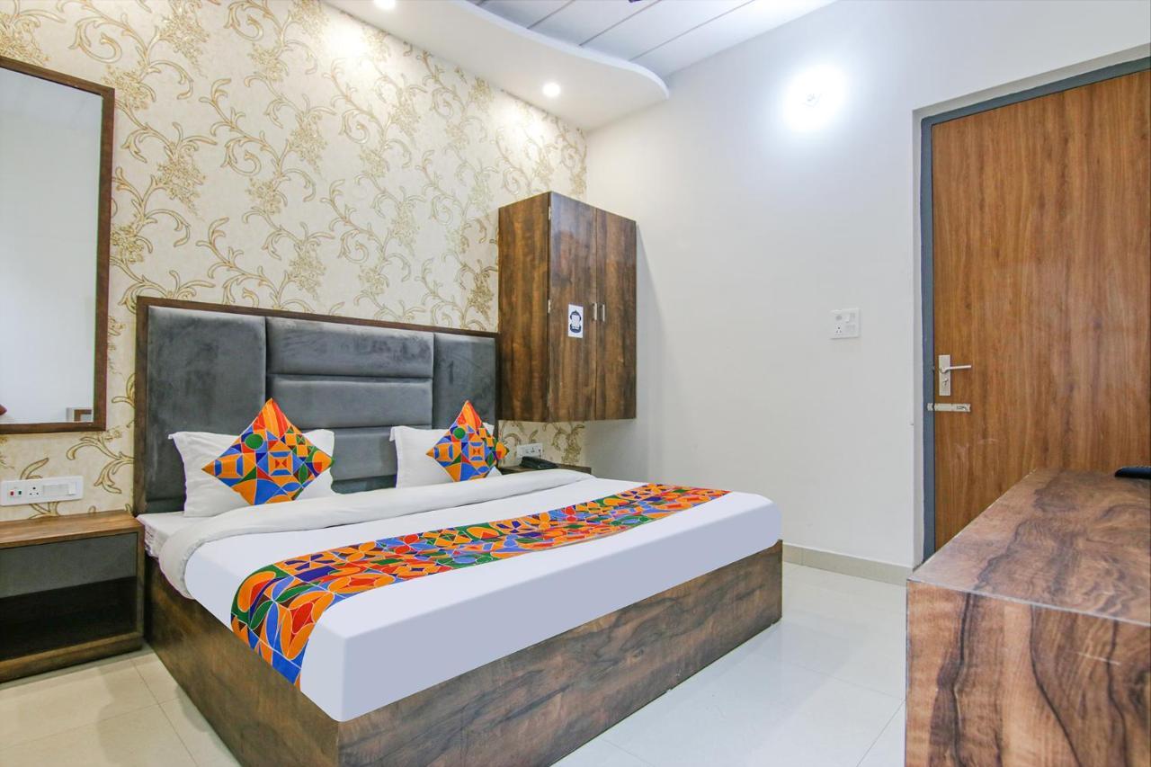 Fabhotel Prime Taj Castle Amritsar Exterior foto