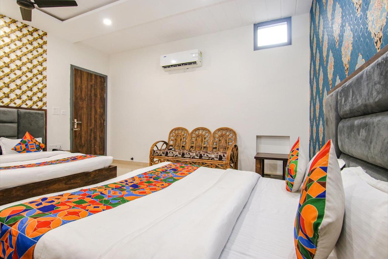 Fabhotel Prime Taj Castle Amritsar Exterior foto