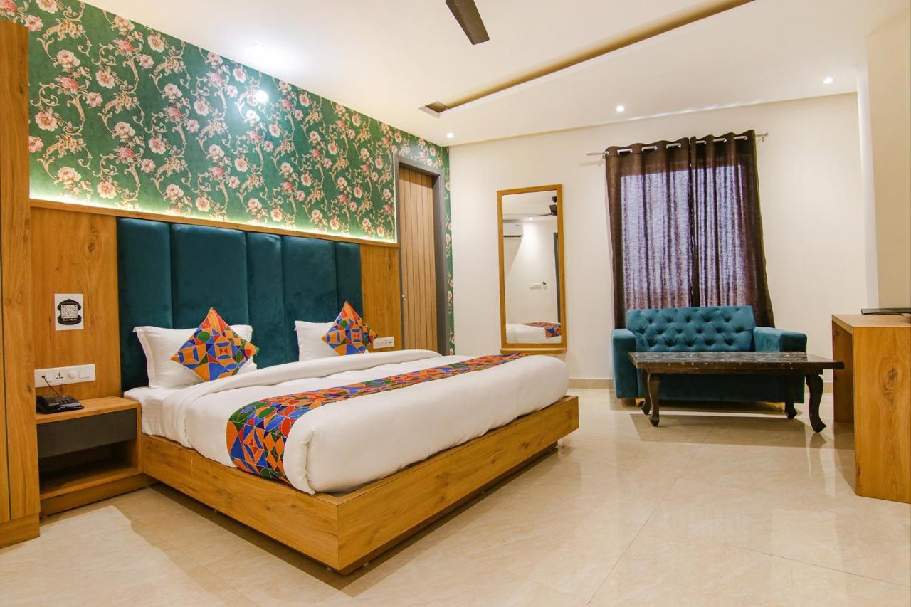 Fabhotel Prime Taj Castle Amritsar Exterior foto